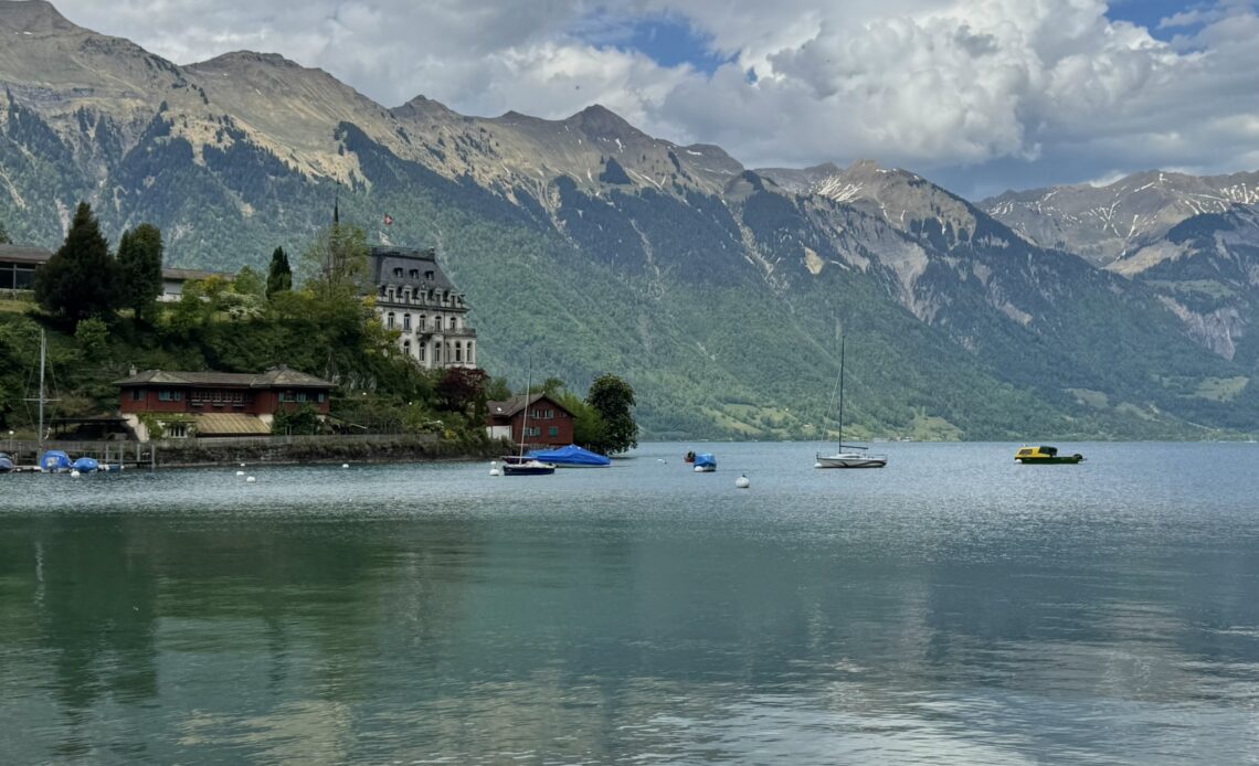 Iseltwald Zwitserland hype of mooie stop aan de Brienzersee (2)